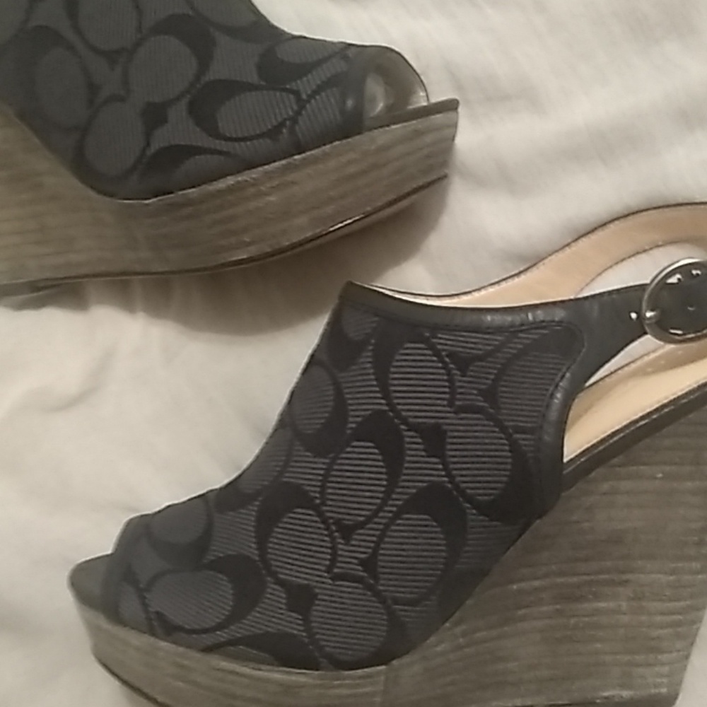 Coach Signature Wedges - Picture 3 of 4